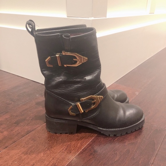 Cowhide boots - Picture 2 of 5